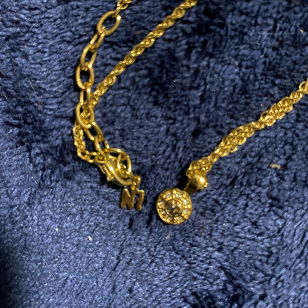 Nina Ricci Gold Rope Chain Necklace - Picture 3 of 4